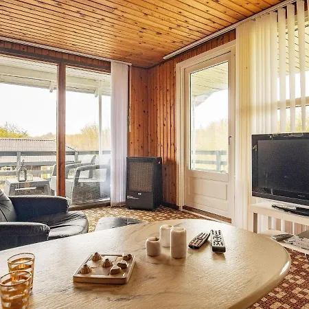 Ferienhaus Holiday Iv